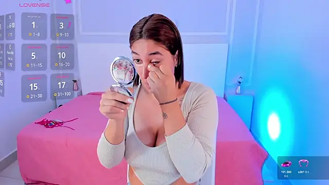 Snapshot of ScarlettWet9 chatting on 12/20/24, 03:47 ScarlettWet9 online show from 12/20/24, 03:47