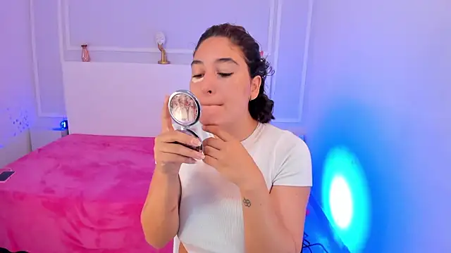 Snapshot of ScarlettWet9 chatting on 01/11/25, 03:55 ScarlettWet9 online show from 01/11/25, 03:55