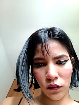 Snapshot of misskitty19-01 chatting on 02/18/25, 05:53 misskitty19-01 online show from 02/18/25, 05:53