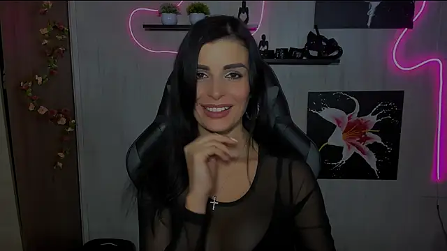 KayWuds online show from 12/10/24, 02:28