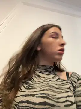 Snapshot of SashaBelle_ chatting on 03/15/25, 04:57 SashaBelle online show from 03/15/25, 04:57