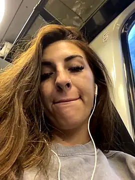 Snapshot of SashaBelle_ chatting on 10/07/25, 04:53 SashaBelle online show from 10/07/25, 04:53