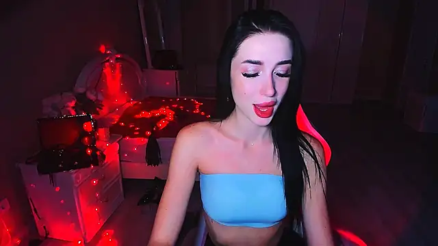 lovely desire online show from 10/14/25, 08:15