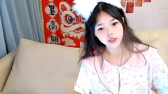 Snapshot of mango-a chatting on 02/19/25, 04:00 mango-a online show from 02/19/25, 04:00