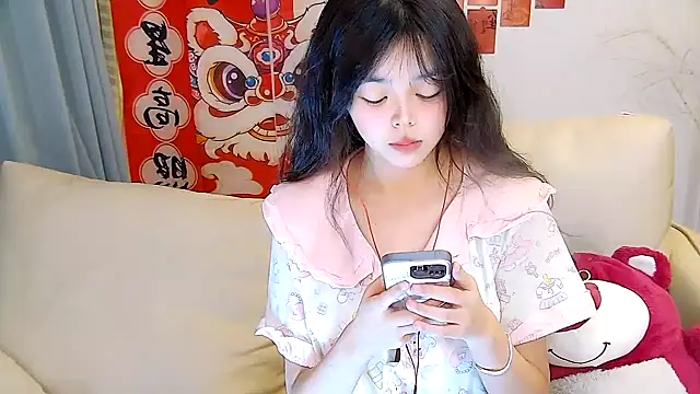 Snapshot of mango-a chatting on 02/21/25, 12:28 mango-a online show from 02/21/25, 12:28