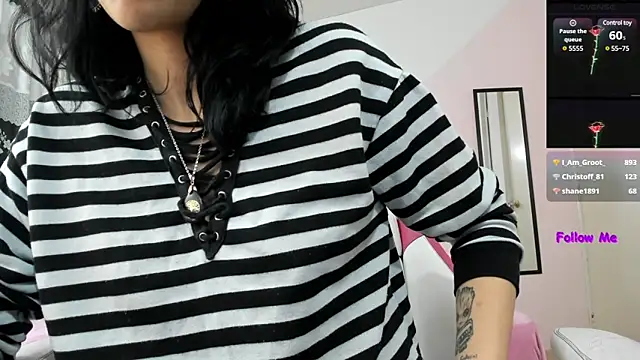 Camcrush   online show from 01/20/25, 11:43