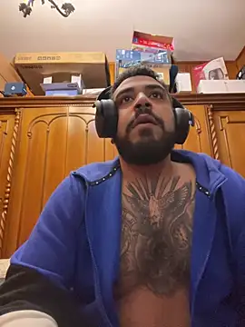 Dikkiduohottt online show from 02/26/25, 11:15