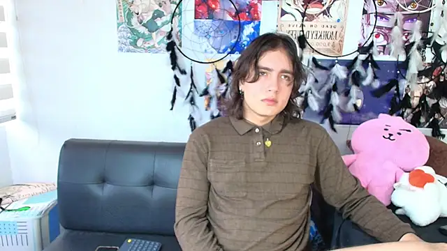 lukashollow  online show from 10/04/25, 03:43