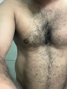 Snapshot of desiduzz21 chatting on 12/18/24, 05:26 desiduzz21 online show from 12/18/24, 05:26