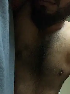 Snapshot of desiduzz21 chatting on 12/28/24, 03:04 desiduzz21 online show from 12/28/24, 03:04