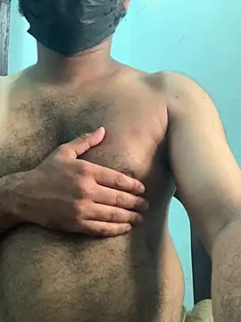 Snapshot of desiduzz21 chatting on 12/29/24, 09:17 desiduzz21 online show from 12/29/24, 09:17