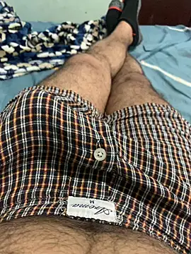 Snapshot of desiduzz21 chatting on 12/30/24, 09:40 desiduzz21 online show from 12/30/24, 09:40