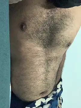 Snapshot of desiduzz21 chatting on 01/01/25, 06:16 desiduzz21 online show from 01/01/25, 06:16