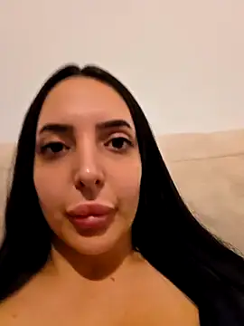 TiffanyPeretz online show from 11/18/25, 03:38