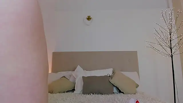 L1ittle kitty  online show from 02/05/25, 05:20