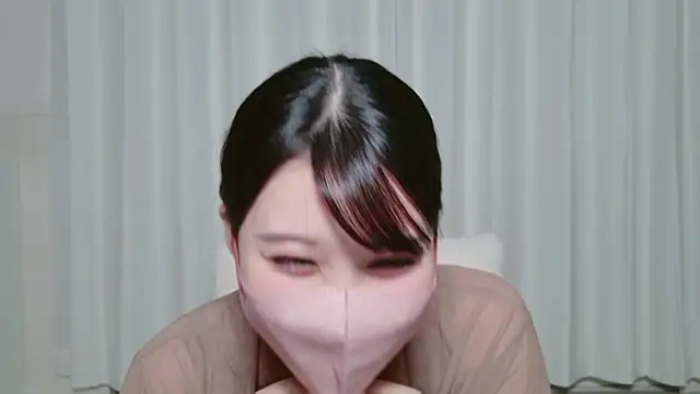 yuki room online show from 03/05/25, 06:54