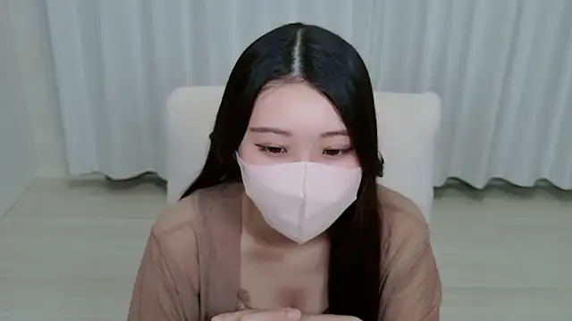 yuki room online show from 09/13/25, 01:22