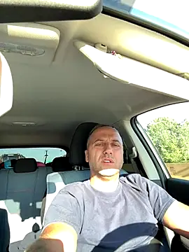 Snapshot of Lecatore80 chatting on 10/07/25, 02:47 Lecatore80 online show from 10/07/25, 02:47