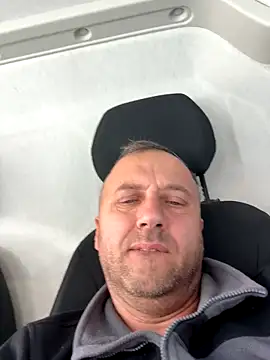 Snapshot of Lecatore80 chatting on 11/06/25, 11:55 Lecatore80 online show from 11/06/25, 11:55