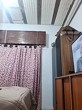 gina7772 online show from 11/27/25, 03:08