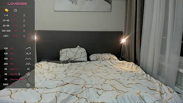 jesssicamooon online show from 10/29/25, 06:42