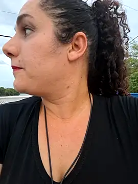 litha luna online show from 11/05/25, 09:26