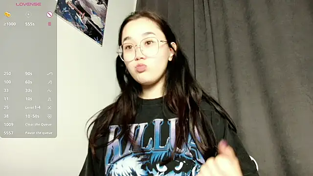 Snapshot of Jennatyan chatting on 02/19/25, 06:32 Jennatyan online show from 02/19/25, 06:32