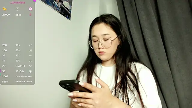 Snapshot of Jennatyan chatting on 03/06/25, 02:40 Jennatyan online show from 03/06/25, 02:40