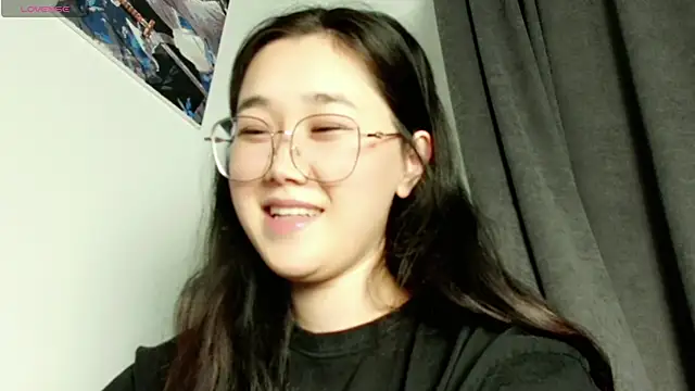 Snapshot of Jennatyan chatting on 03/10/25, 04:14 Jennatyan online show from 03/10/25, 04:14