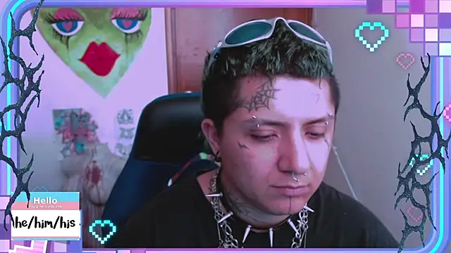 Snapshot of masterkevinftm chatting on 02/19/25, 03:16 masterkevinftm online show from 02/19/25, 03:16