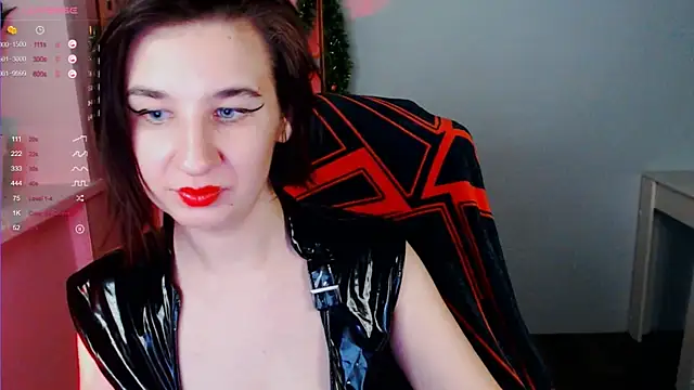 Snapshot of Goddess_Sophie chatting on 12/21/24, 01:26 Goddess Sophie online show from 12/21/24, 01:26