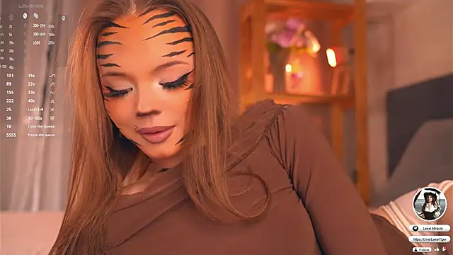 Snapshot of Miss_miracle chatting on 10/29/25, 04:42 Miss miracle online show from 10/29/25, 04:42