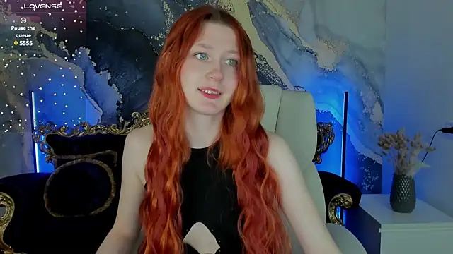 Snapshot of MagicLilu chatting on 02/11/25, 08:42 MagicLilu online show from 02/11/25, 08:42