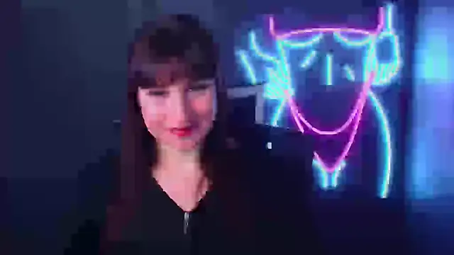 Snapshot of Violla_My chatting on 12/18/24, 07:15 Violla My online show from 12/18/24, 07:15