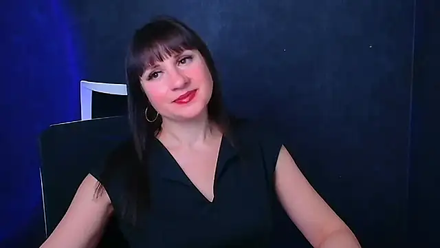 Snapshot of Violla_My chatting on 01/04/25, 04:11 Violla My online show from 01/04/25, 04:11