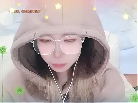 miumiu822 online show from 01/16/25, 03:24