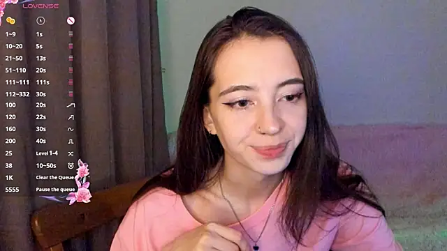 Snapshot of EvaBradley chatting on 11/20/25, 07:02 EvaBradley online show from 11/20/25, 07:02