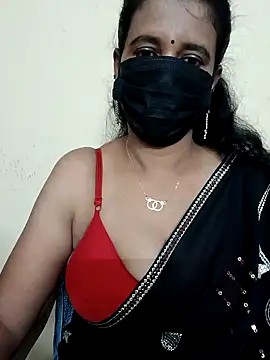 Snapshot of akshara_22 chatting on 12/30/24, 06:53 akshara 22 online show from 12/30/24, 06:53