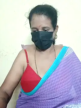 Snapshot of akshara_22 chatting on 01/19/25, 07:15 akshara 22 online show from 01/19/25, 07:15