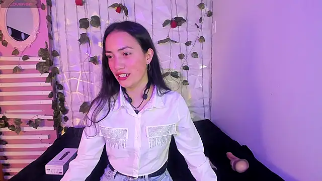 Scarlett  Fox   online show from 02/01/25, 07:23