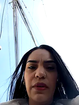 Snapshot of Sara-77 chatting on 01/18/25, 02:33 Sara-77 online show from 01/18/25, 02:33
