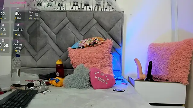 alicee 18 online show from 09/26/25, 01:48