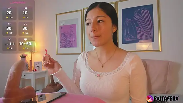 Eva depp online show from 09/25/25, 11:25