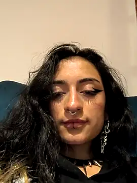 Snapshot of Lila_Desiree chatting on 02/24/25, 05:33 Lila Desiree online show from 02/24/25, 05:33