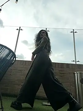 Lila Desiree online show from 10/16/25, 09:16