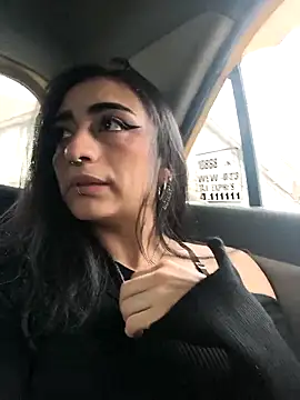 Lila Desiree online show from 11/12/25, 08:52