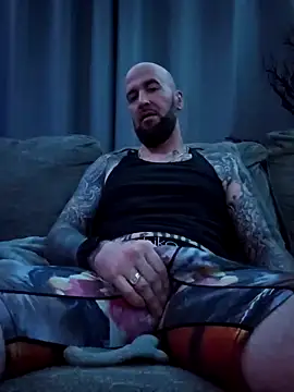 Beardedtattood online show from 01/23/25, 03:05
