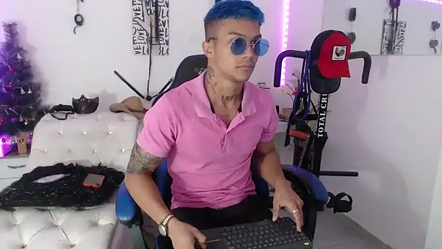 Leonard Price online show from 02/04/25, 01:06