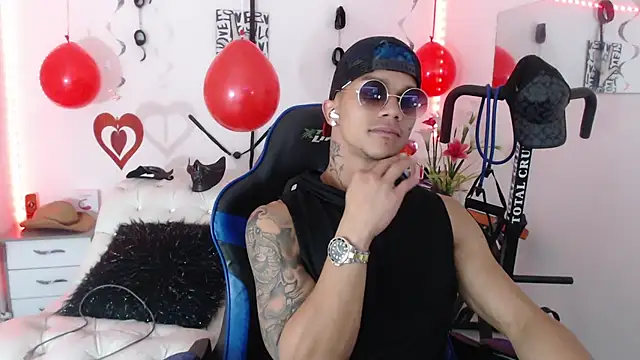 Leonard Price online show from 02/15/25, 05:41