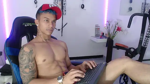 Leonard Price online show from 02/24/25, 06:05